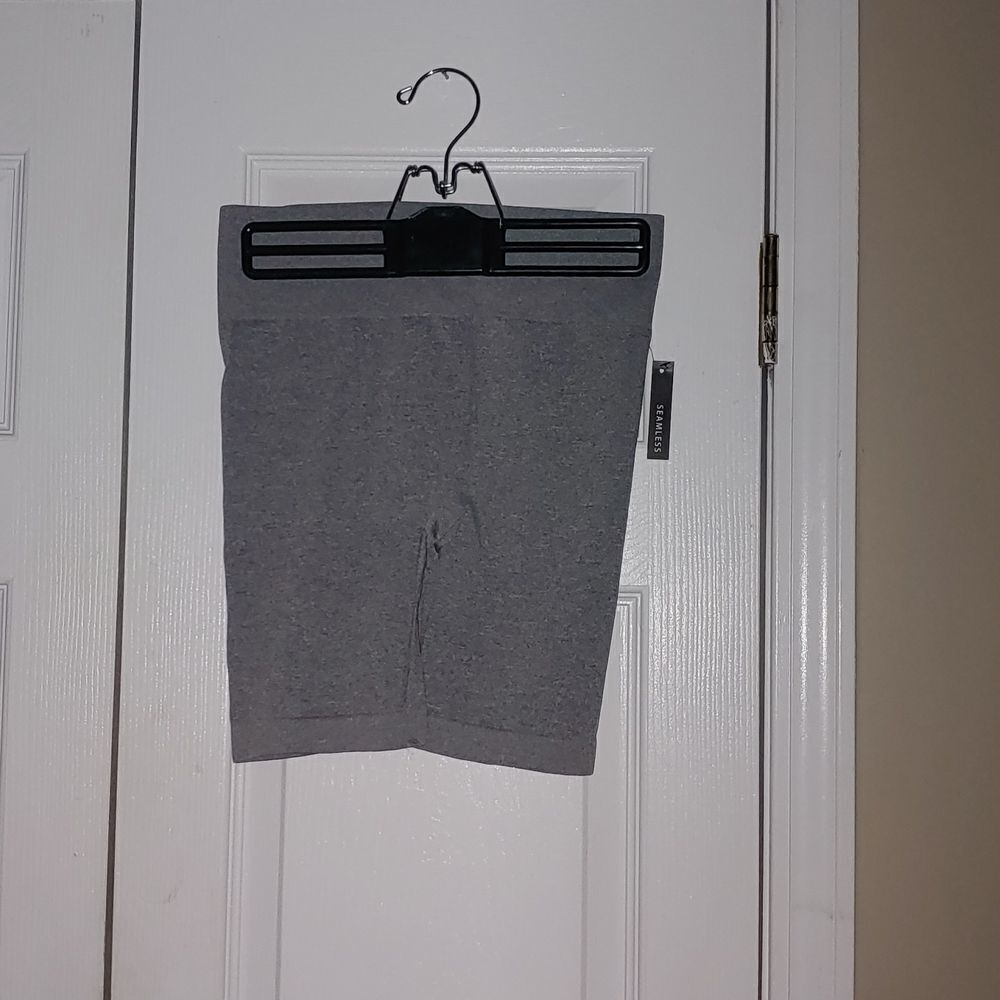 One Step Up gray seamless biker shorts Sz l/xl